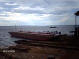Barges for 2500 thousand lts of oil 